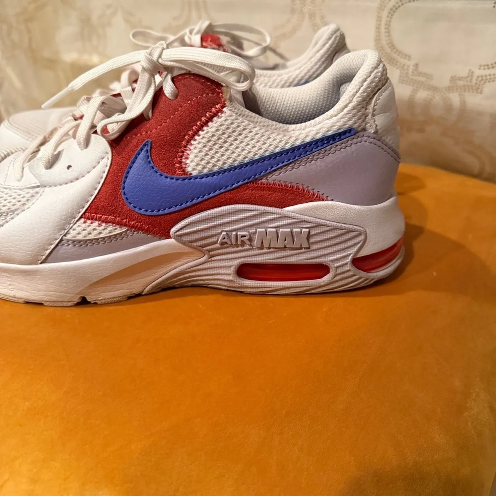 Nike Air Max Excee Women's‎ Shoes Size 8 CD5432-115 White/Sapphire-Pure Violet